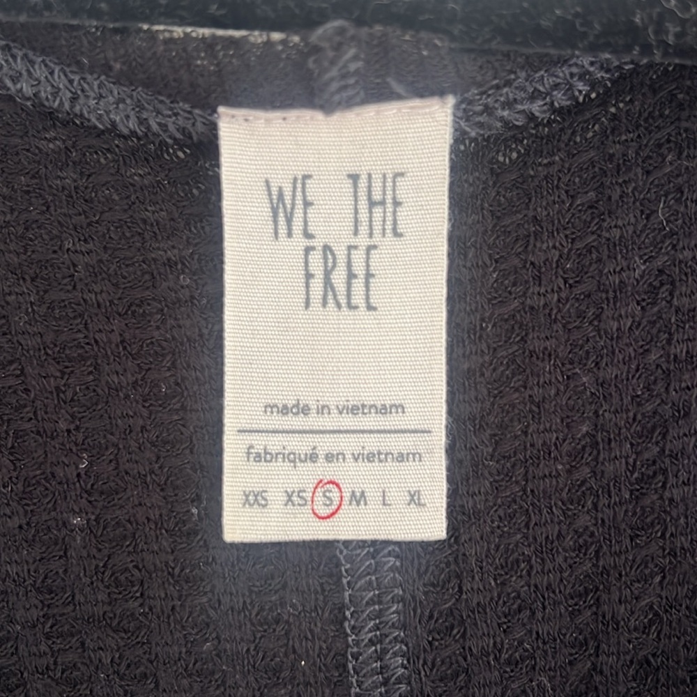 FREE PEOPLE black tunic size small - Picture 2 of 5